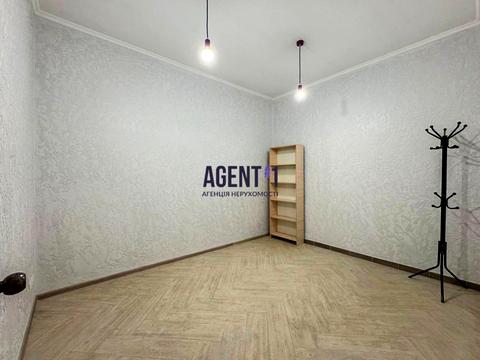 коммерческая по адресу Мира ул., 11