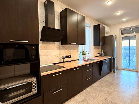 будинок за адресою Василя Стуса вул.