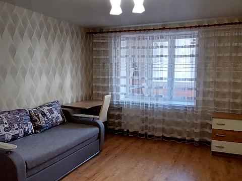 квартира за адресою Євгена Чикаленка вул., 59к