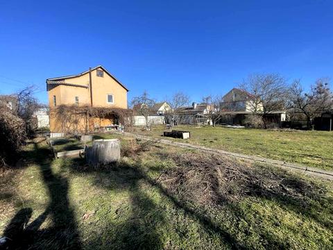 участок по адресу Луговая ул., 5