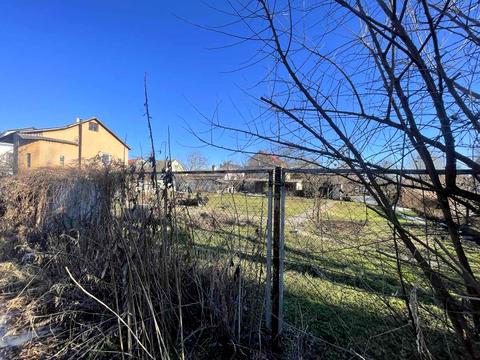 участок по адресу Луговая ул., 5