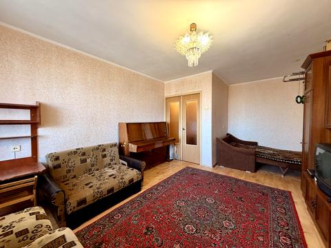 квартира за адресою Галини Петрової вул., 3