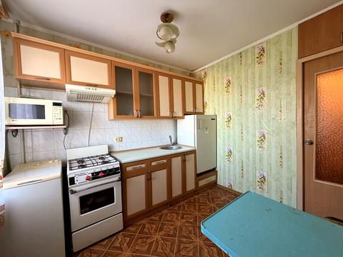 квартира за адресою Галини Петрової вул., 3