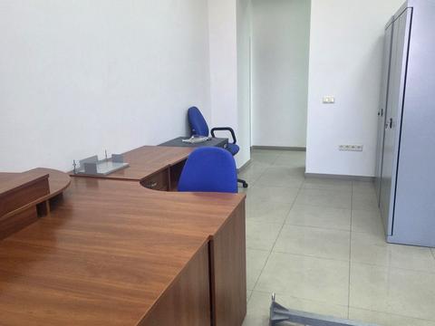 комерційна за адресою Мостова вул., 4