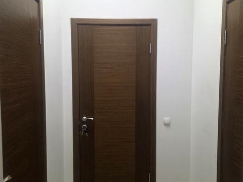 комерційна за адресою Мостова вул., 4