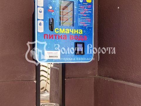 комерційна за адресою Богдана Хмельницького вул., 5-В