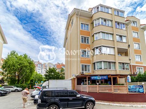 комерційна за адресою Богдана Хмельницького вул., 5-В