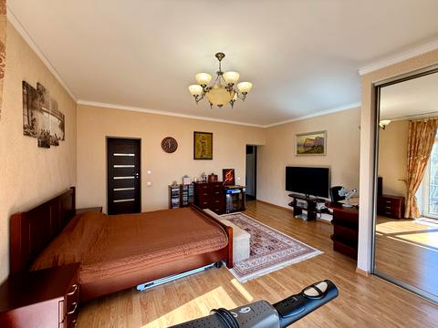 квартира за адресою Братів Горобців вул. (Дмитра Кедріна), 66