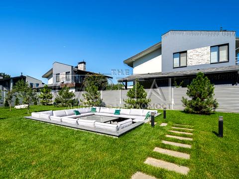 будинок за адресою Осіння, 6