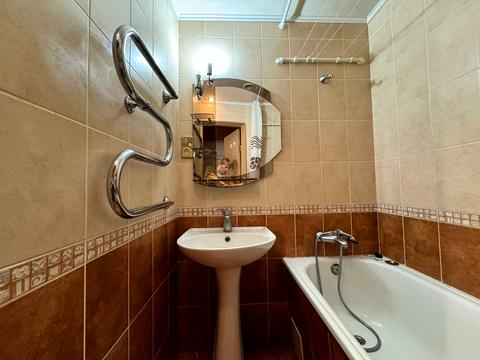 квартира за адресою Академіка Янгеля вул., 7