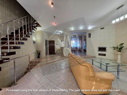 будинок за адресою Полуничний пров.