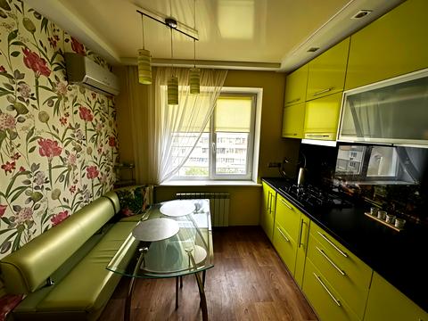 квартира за адресою Героїв просп., 27