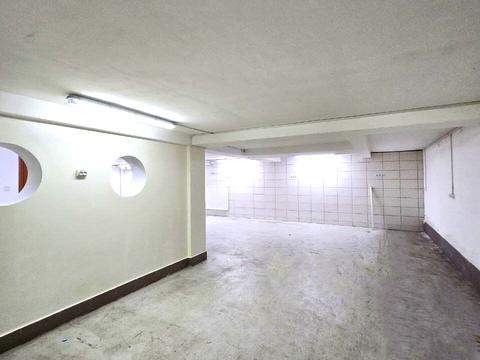 комерційна за адресою Щирецька вул., 60