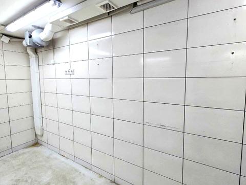 комерційна за адресою Щирецька вул., 60