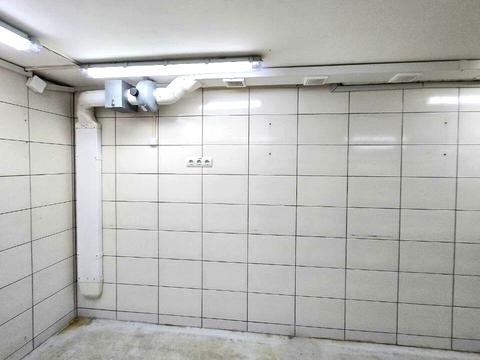 комерційна за адресою Щирецька вул., 60