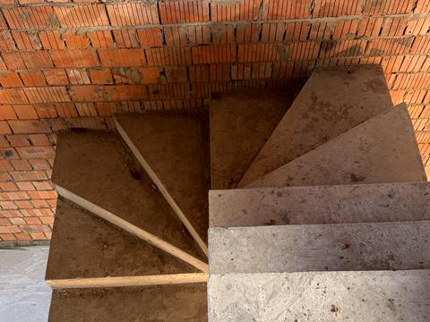 будинок за адресою Авіаконструктора Антонова вул.