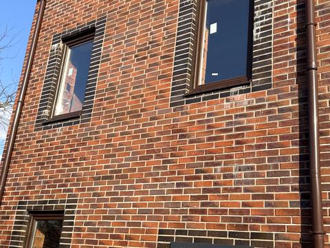 будинок за адресою Авіаконструктора Антонова вул.