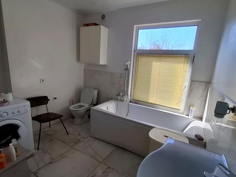 будинок за адресою Центральна