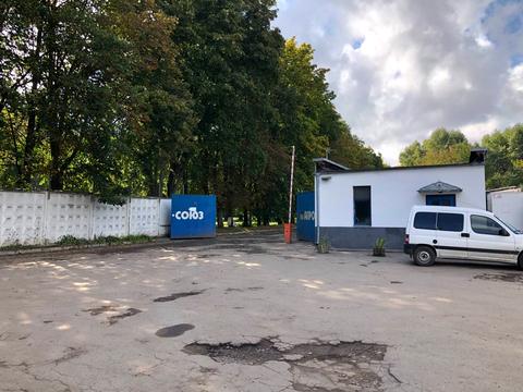 комерційна за адресою Чорновола вул., 155/1