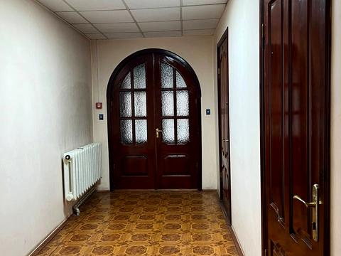 комерційна за адресою Чорновола вул., 155/1