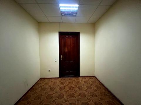 комерційна за адресою Чорновола вул., 155/1