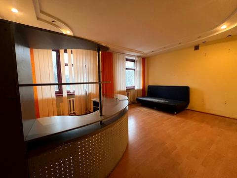 комерційна за адресою Чорновола вул., 155/1