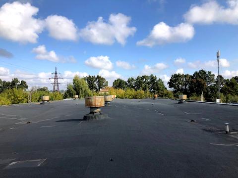 комерційна за адресою Чорновола вул., 155/1