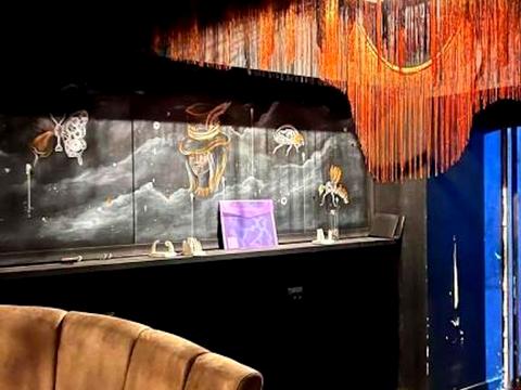 комерційна за адресою Саксаганського вул., 55