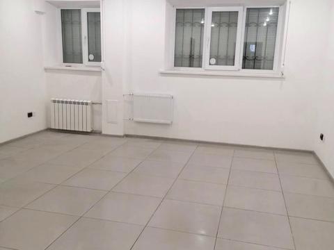 комерційна за адресою Набережно-Лугова вул., 5