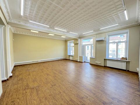 комерційна за адресою Велика Арнаутська вул., 123