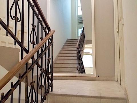 комерційна за адресою Велика Арнаутська вул., 123