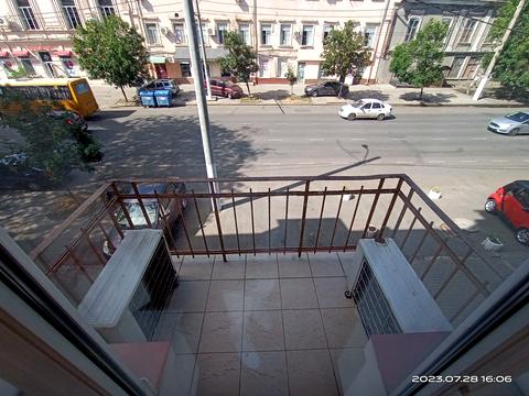 комерційна за адресою Велика Арнаутська вул., 123