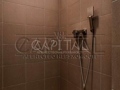 комерційна за адресою Миколи Міхновського бульв. (Дружби народів), 1