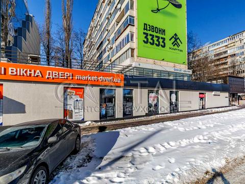 комерційна за адресою Миколи Міхновського бульв. (Дружби народів), 1