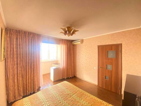 квартира за адресою Лариси Руденко вул., 3-А