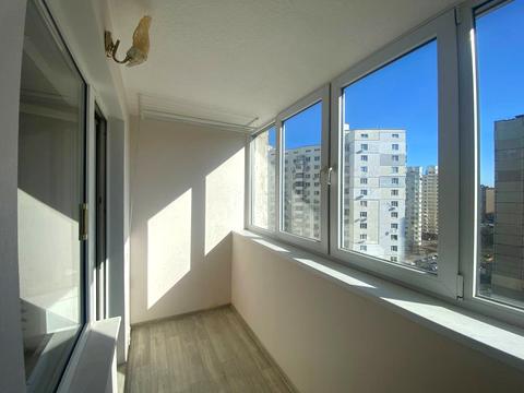 квартира за адресою Лариси Руденко вул., 3-А