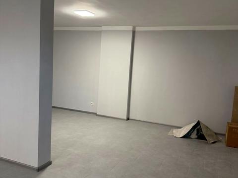 комерційна за адресою Покровська вул., 26