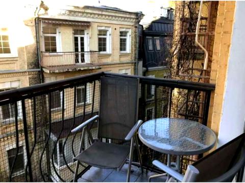 квартира по адресу Андреевский спуск, 2-В