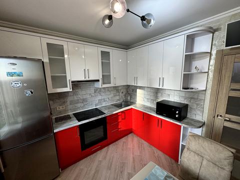 квартира за адресою Софії Русової вул., 5-Б