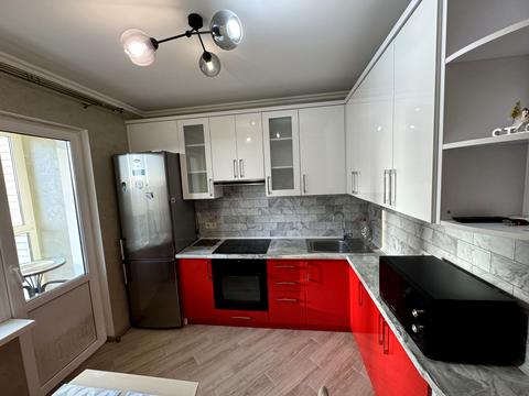 квартира за адресою Софії Русової вул., 5-Б