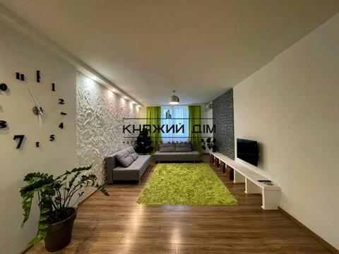 квартира по адресу Михаила Максимовича ул. (Трутенко Онуфрия), 3-Г