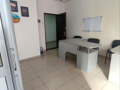 комерційна за адресою Клочківська вул., 111А