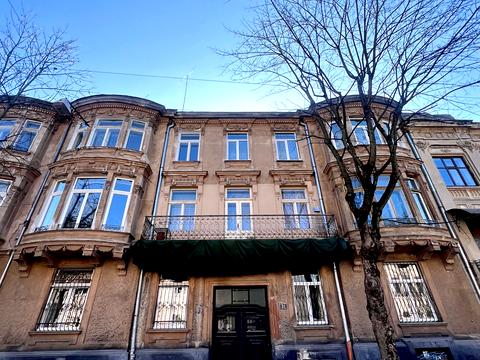 квартира по адресу Кирилла и Мефодия ул., 31