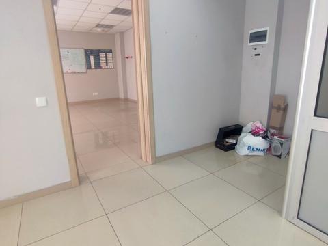 комерційна за адресою Клочківська вул., 111А