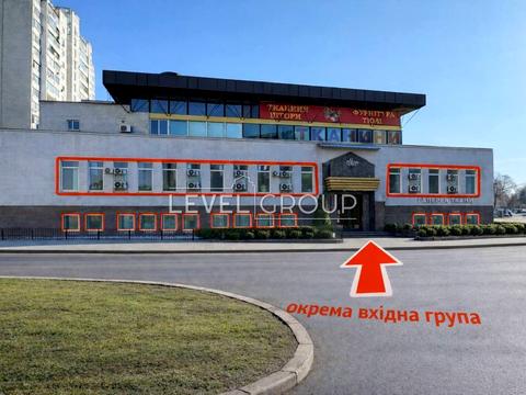 коммерческая по адресу Братства Тарасовцев ул. (Декабристів), 7