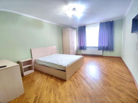 квартира по адресу Довженко ул., 20