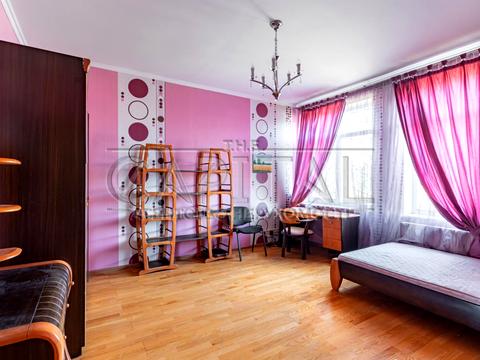 будинок за адресою Огіркова вул.