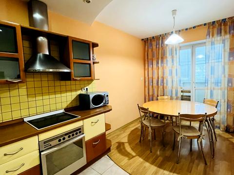 квартира за адресою Клінічна вул., 23/25