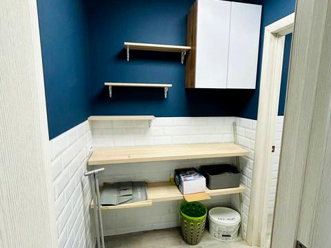 комерційна за адресою Карла Мікльоша вул., 15