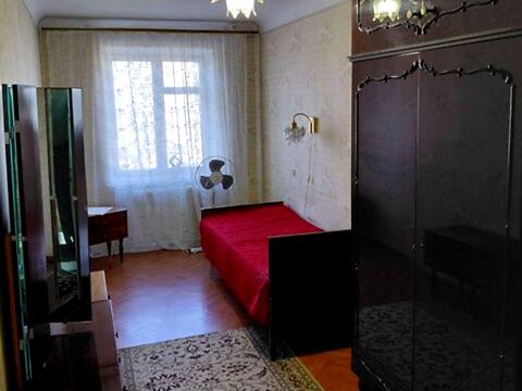 квартира за адресою Кам'янецька вул., 105